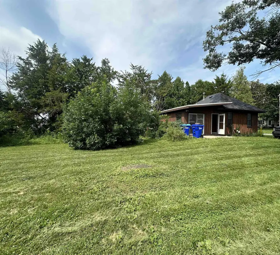 710 SE 2nd Avenue, Oelwein, IA 50662 - #3