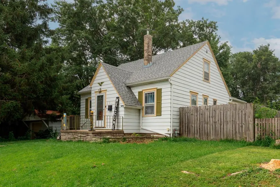 1011 Leavitt Street, Waterloo, IA 50702 - #2