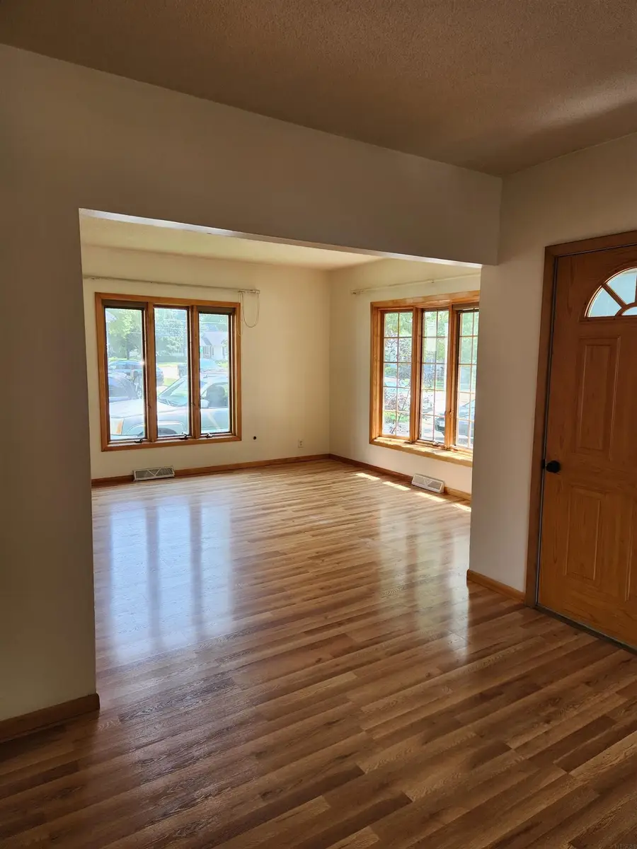 403 7th Avenue, Charles City, IA 50616 - #3