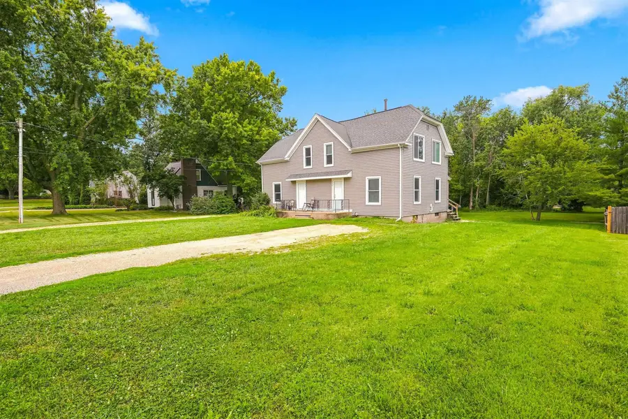 336 S Hackett Road, Waterloo, IA 50701 - #2