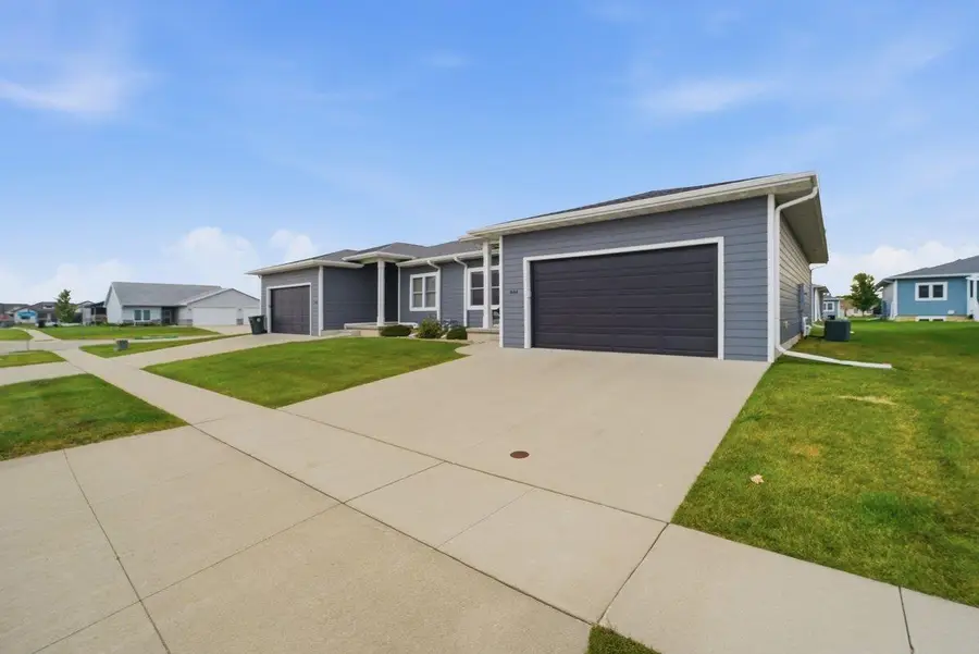 444 Autumn Lane, Cedar Falls, IA 50613 - #2