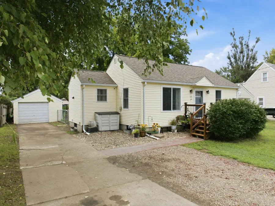 1115 Brookside Avenue, Evansdale, IA 50707 - #2