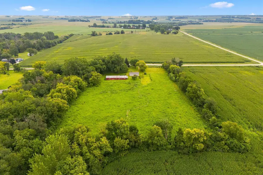 1790 Dakota Avenue, Waverly, IA 50677 - #2