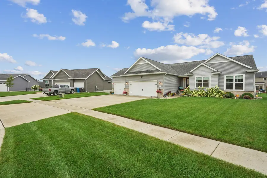 1807 Waxwing Way, Waterloo, IA 50701 - #3