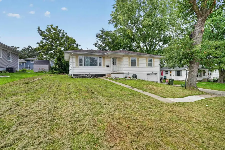 1721 Belle Avenue, Cedar Falls, IA 50613 - #3