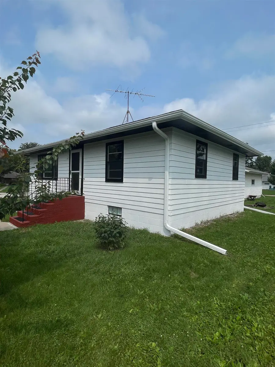 143 W Military Rd, Postville, IA 52162 - #3
