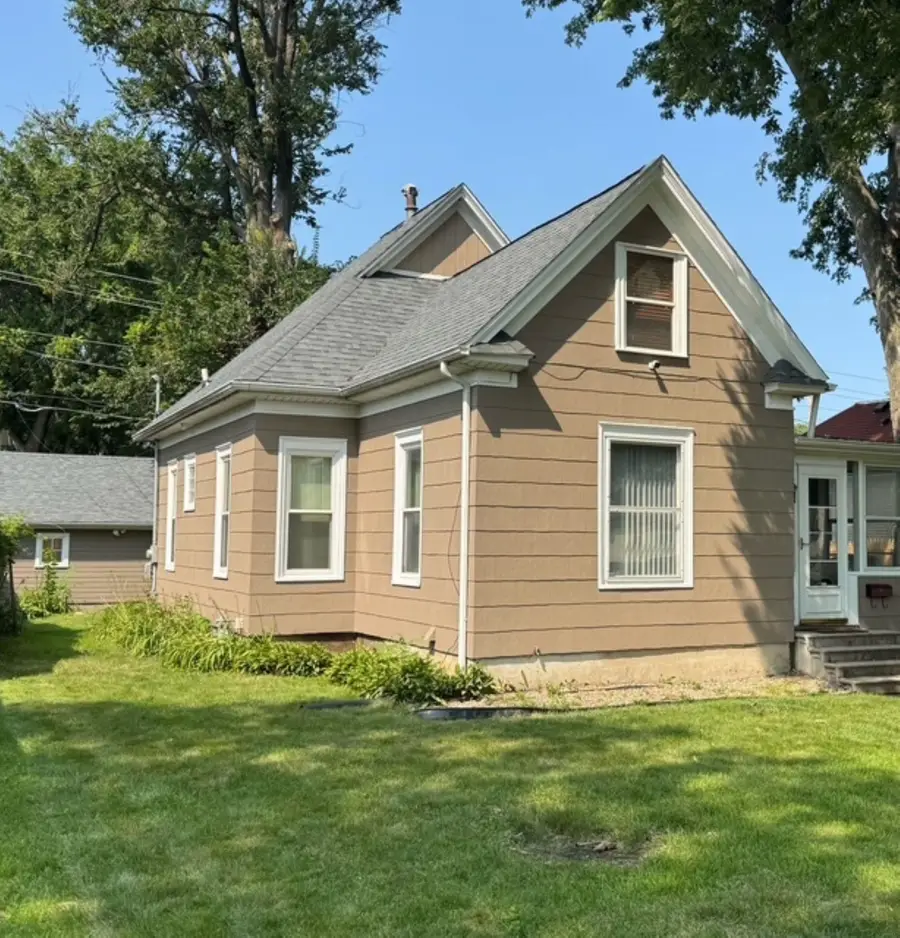 216 Randall Street, Waterloo, IA 50701 - #2