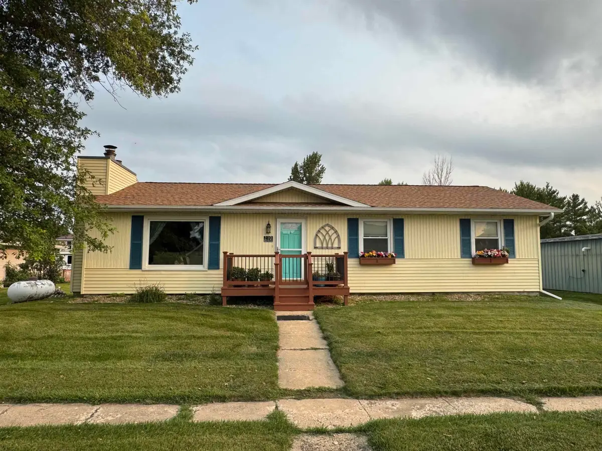 210 Main Street, Stout, IA 50673 - #1