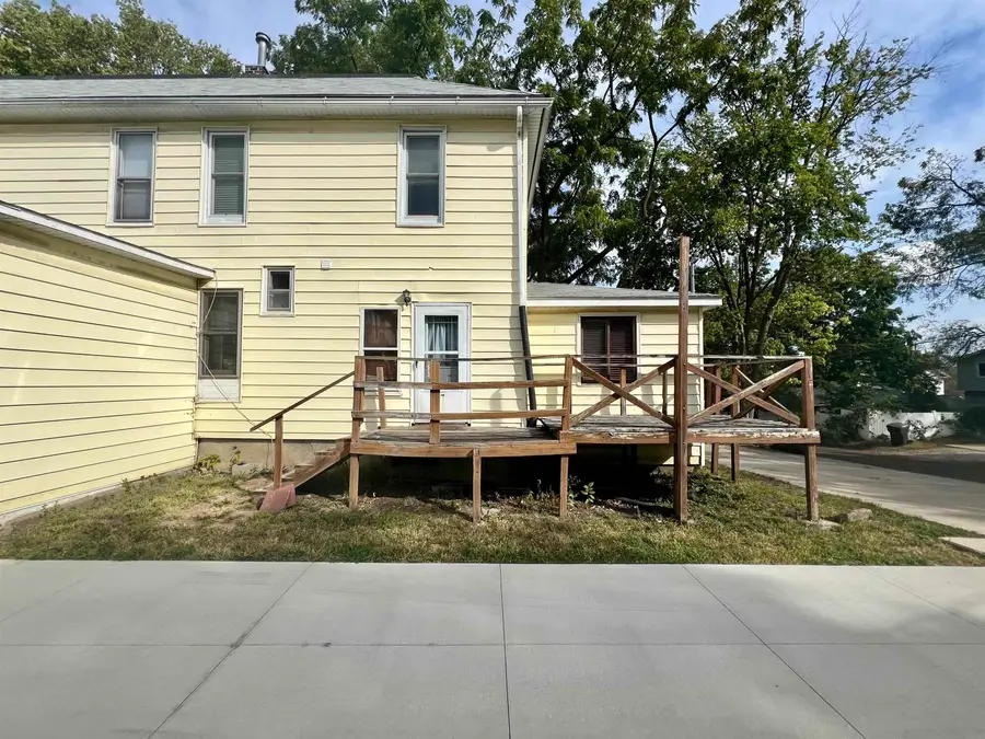 2222 Walnut Street, Cedar Falls, IA 50613 - #3