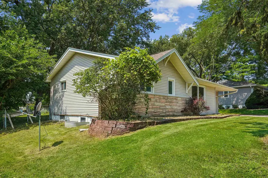 3311 Pridemore Drive, Cedar Falls, IA 50613 - #3