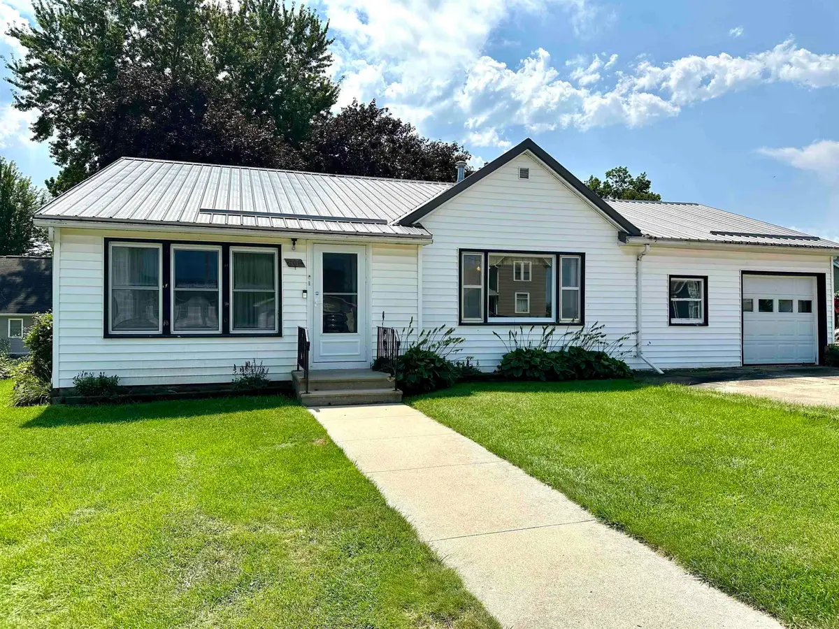 101 W Broadway Street, Ossian, IA 52161 - #1