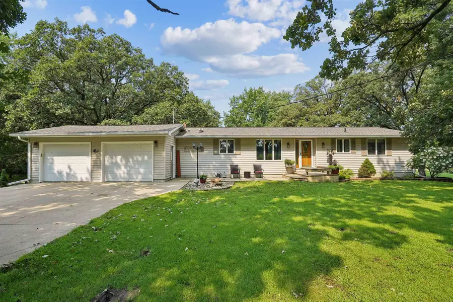 18001 40th St, Oelwein, IA 50662 - #2