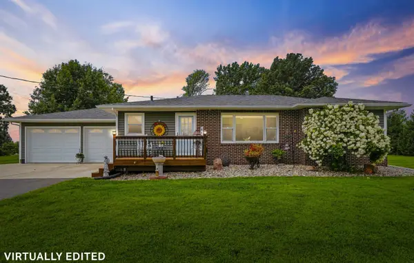 4043 R Avenue, Oelwein, IA 50662