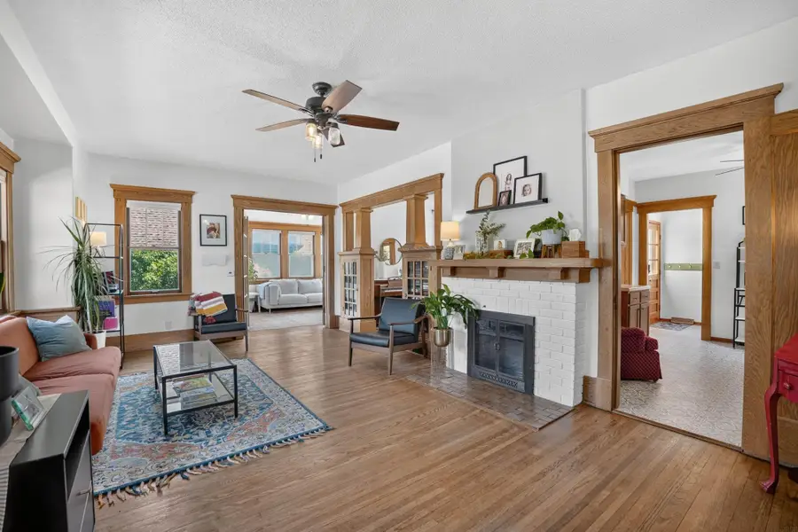 410 W 6th Street, Cedar Falls, IA 50613 - #2