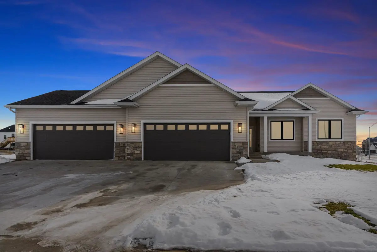 4517 Luke Street, Cedar Falls, IA 50613 - #1
