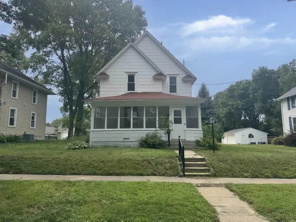 920 N Adams Avenue, Mason City, IA 50401