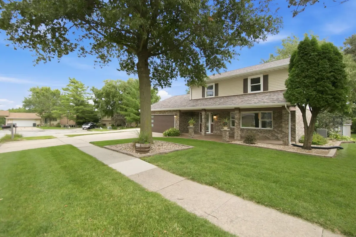 1417 Oakcrest Drive, Waterloo, IA 50701 - #1