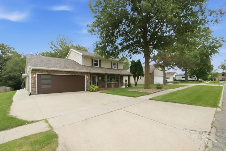 1417 Oakcrest Drive, Waterloo, IA 50701 - #3