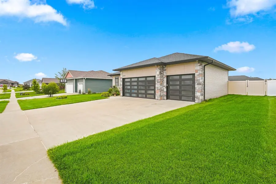 2013 Reese Road, Cedar Falls, IA 50613 - #3