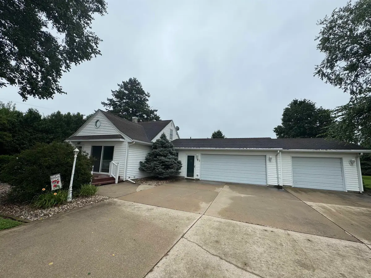 21498 Hwy 57 Highway, Parkersburg, IA 50665 - #1