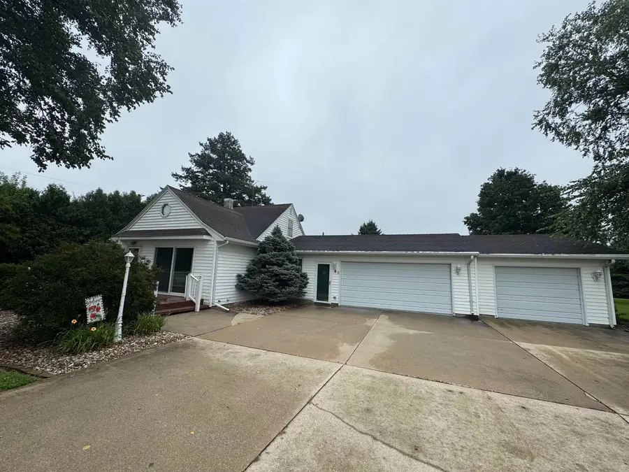 21498 Hwy 57 Highway, Parkersburg, IA 50665 - #2
