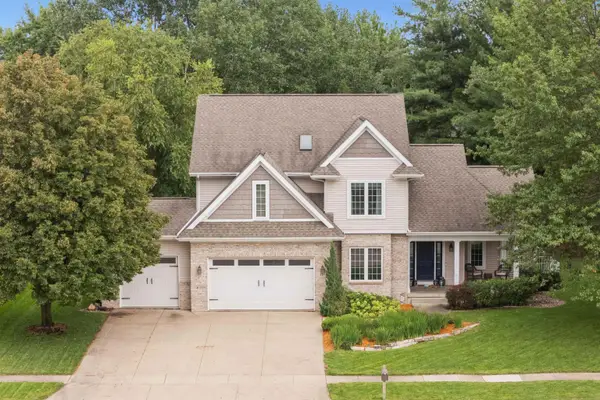 809 Eagle Ridge Road, Cedar Falls, IA 50613