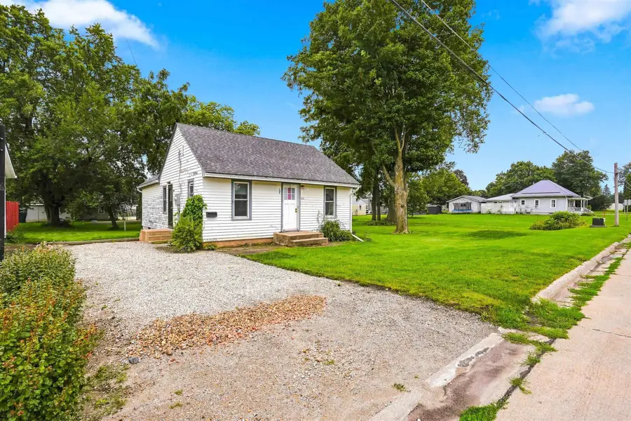 616 W Prospect Street, New Hampton, IA 50659 - #2