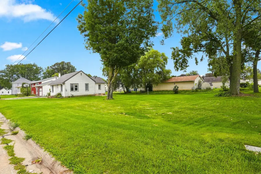 616 W Prospect Street, New Hampton, IA 50659 - #3