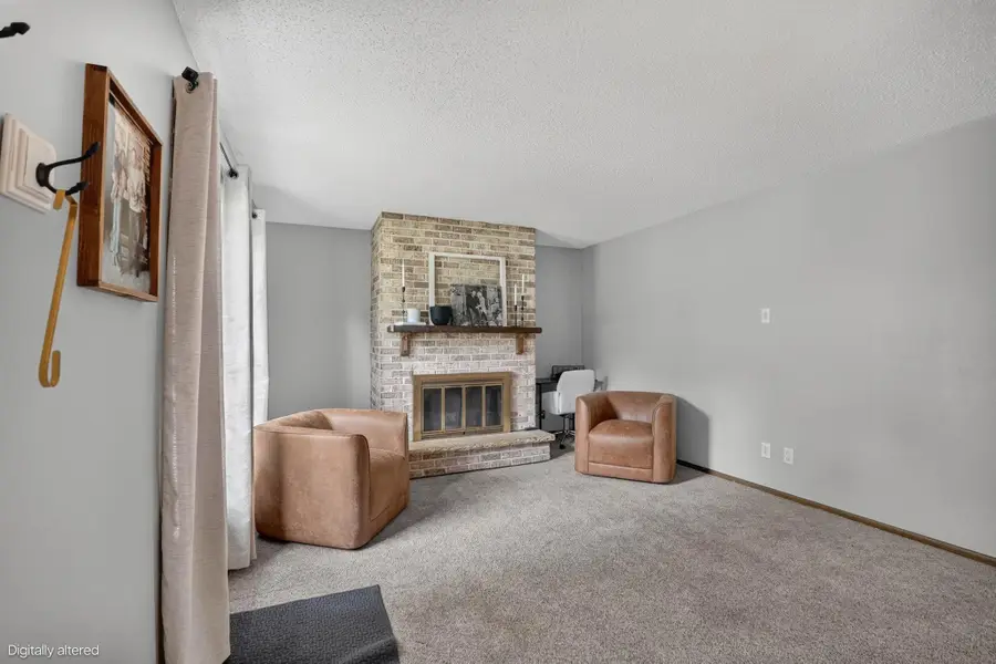 3951 Valdez Drive, Waterloo, IA 50701 - #3