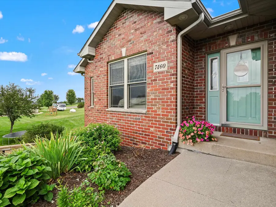 7460 Prairie View Lane, Dubuque, IA 52003 - #2