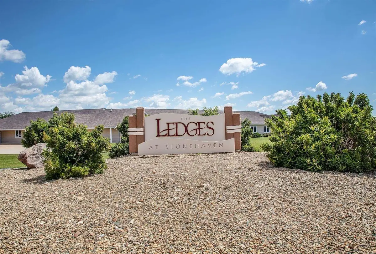 1412 Stone Lane #418, Waverly, IA 50677 - #1