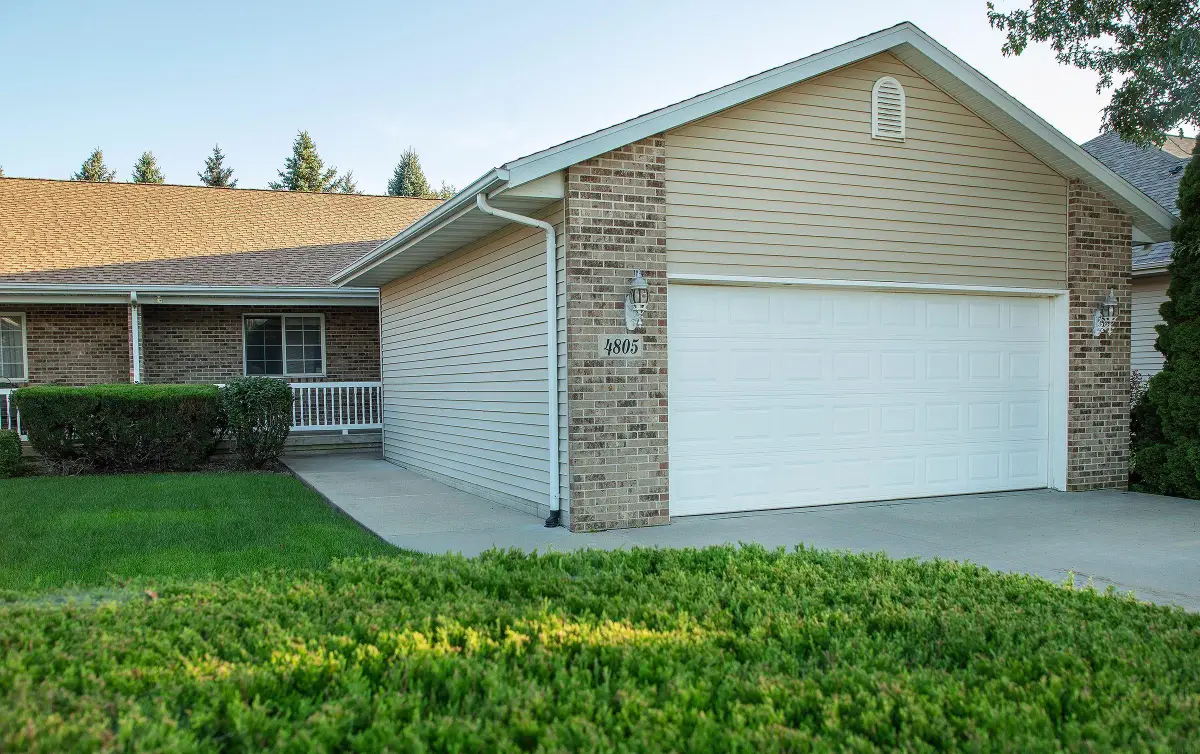 4805 Briarwood Drive, Cedar Falls, IA 50613 - #1