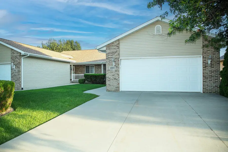 4805 Briarwood Drive, Cedar Falls, IA 50613 - #3