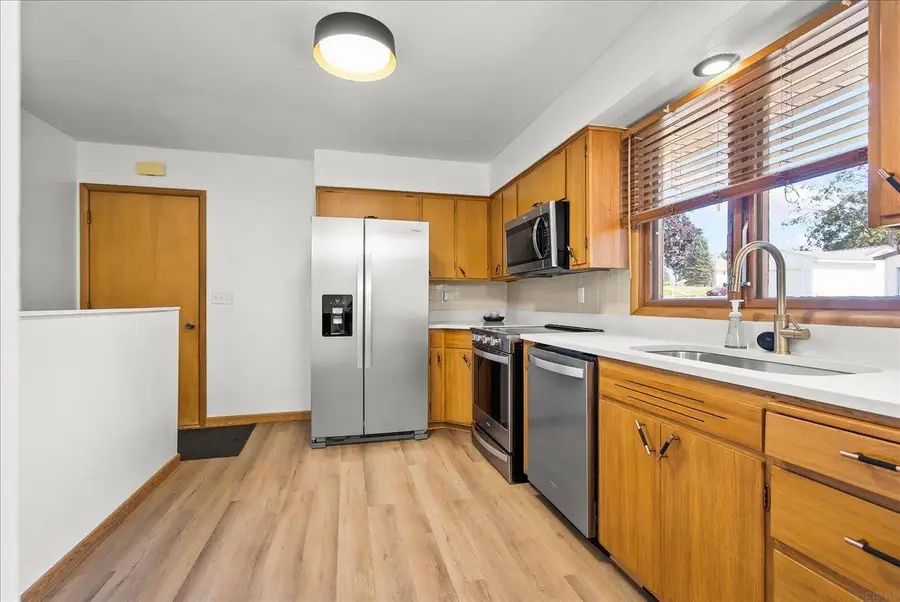 235 E Franklin, Denver, IA 50622 - #3