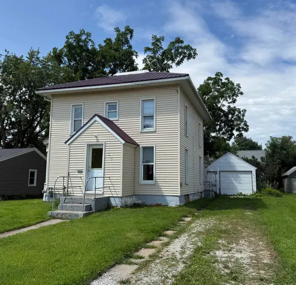 213 S Guilford Street, Sumner, IA 50674