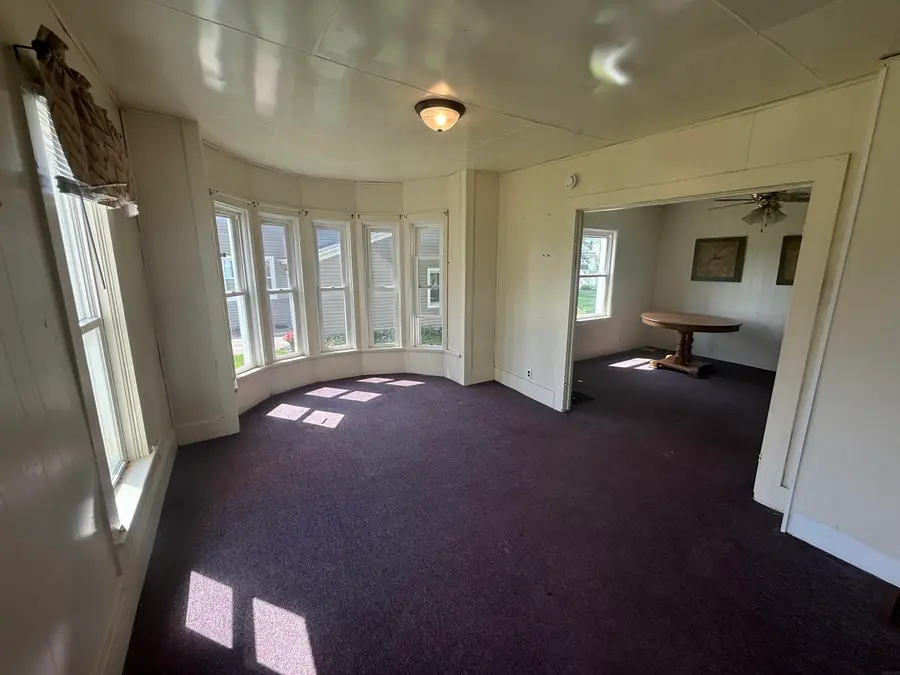 213 S Guilford Street, Sumner, IA 50674 - #3