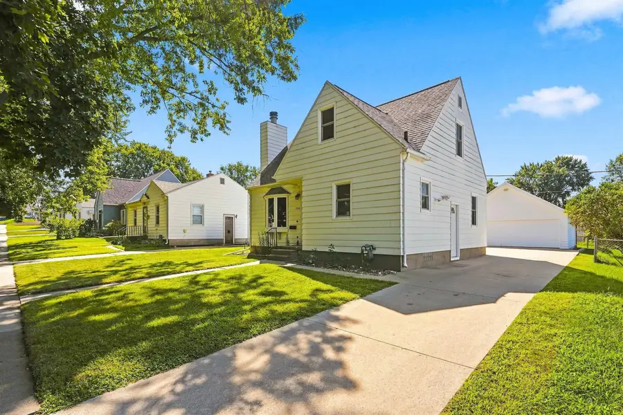 1146 Cornwall Avenue, Waterloo, IA 50702 - #3