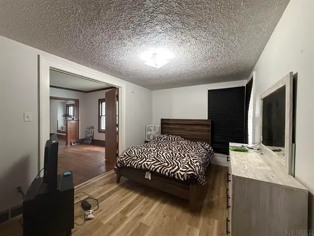 704 W 1st Street, Waterloo, IA 50701 - #2