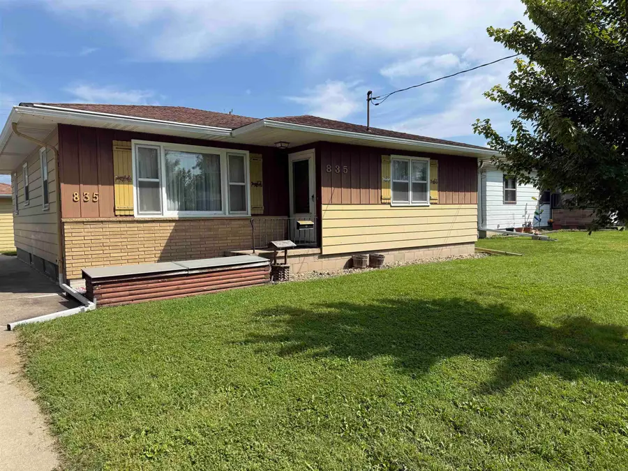 835 Dena St., Waterloo, IA 50702 - #2