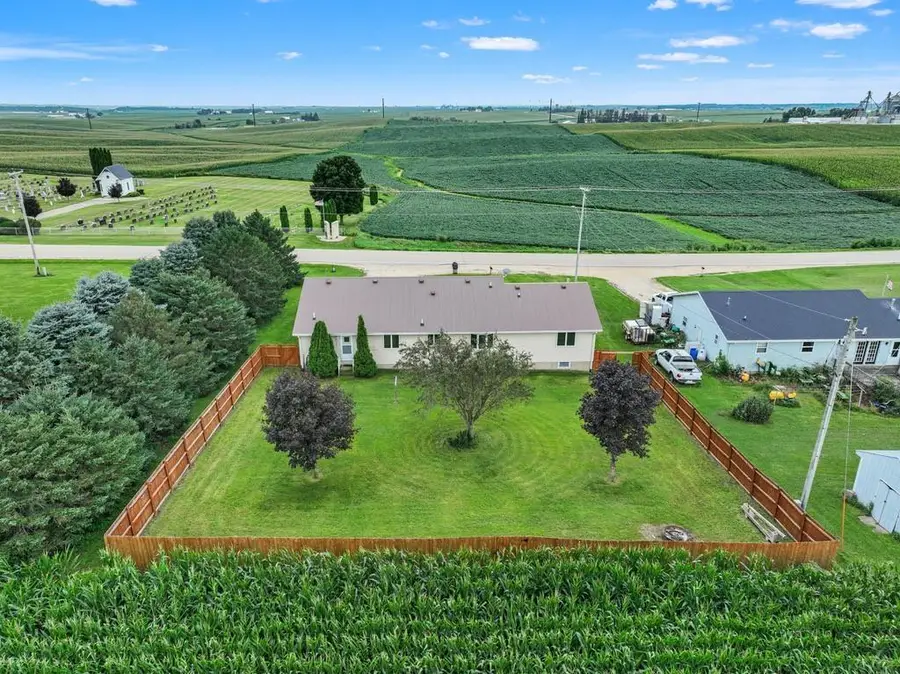3023 160th St., Dyersville, IA 52040 - #2