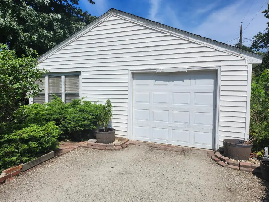 545 Kirkwood Avenue, Waterloo, IA 50701 - #2