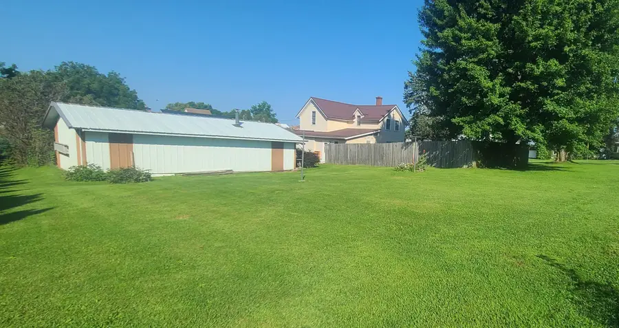 302 E Van Buren Street, Garnavillo, IA 52049 - #3