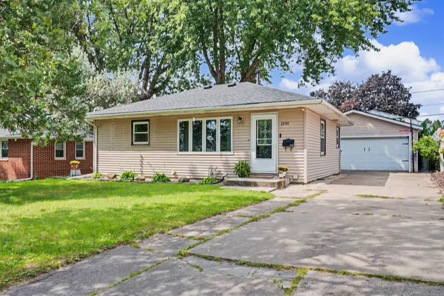 1100 Sheerer Avenue, Waterloo, IA 50701 - #2
