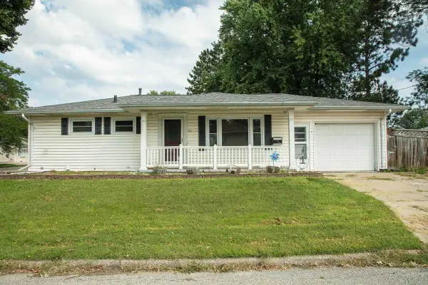 1103 Wisner Drive, Waterloo, IA 50702