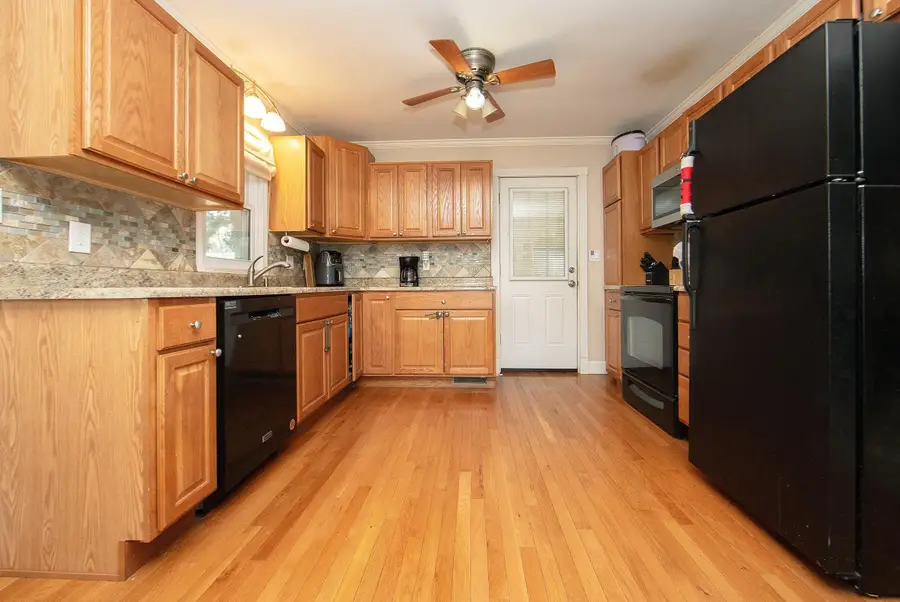 1103 Wisner Drive, Waterloo, IA 50702 - #2