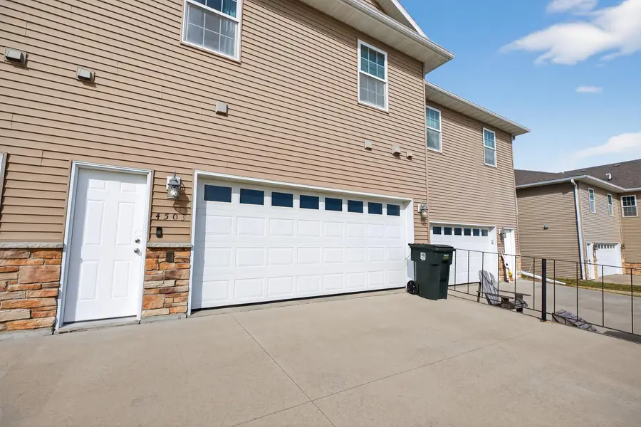 4503 Wild Rose Court, Cedar Falls, IA 50613 - #2