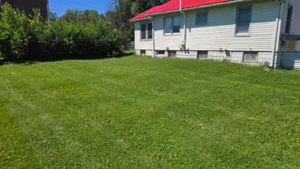 1821 E Ridgeway Avenue, Waterloo, IA 50702