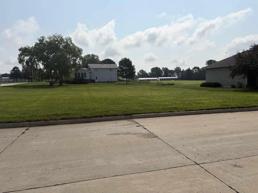700 Van Buren Street, Wellsburg, IA 50680 - #3