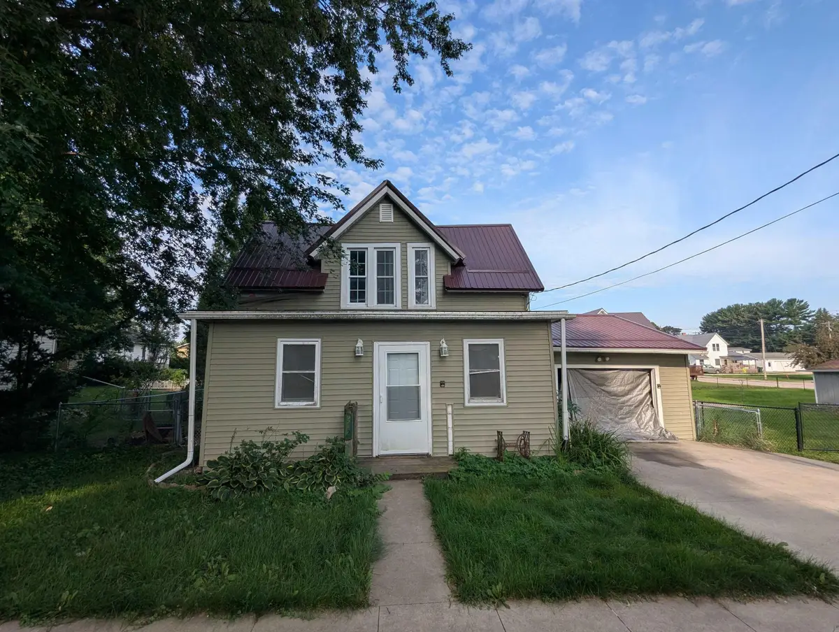 212 NW 8 Street, Waukon, IA 52172 - #1