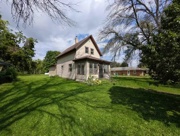 513 River Street, Chester, IA 52134